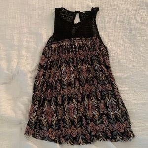 Target: Floral Tank (Size Medium)